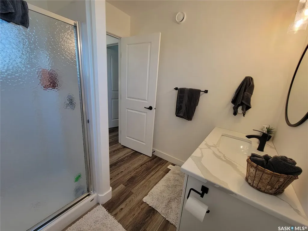 390 2nd Avenue Meota SK S0M 1X0