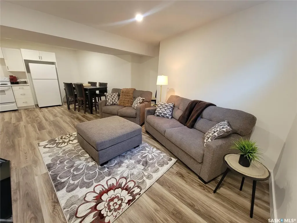 390 2nd Avenue Meota SK S0M 1X0
