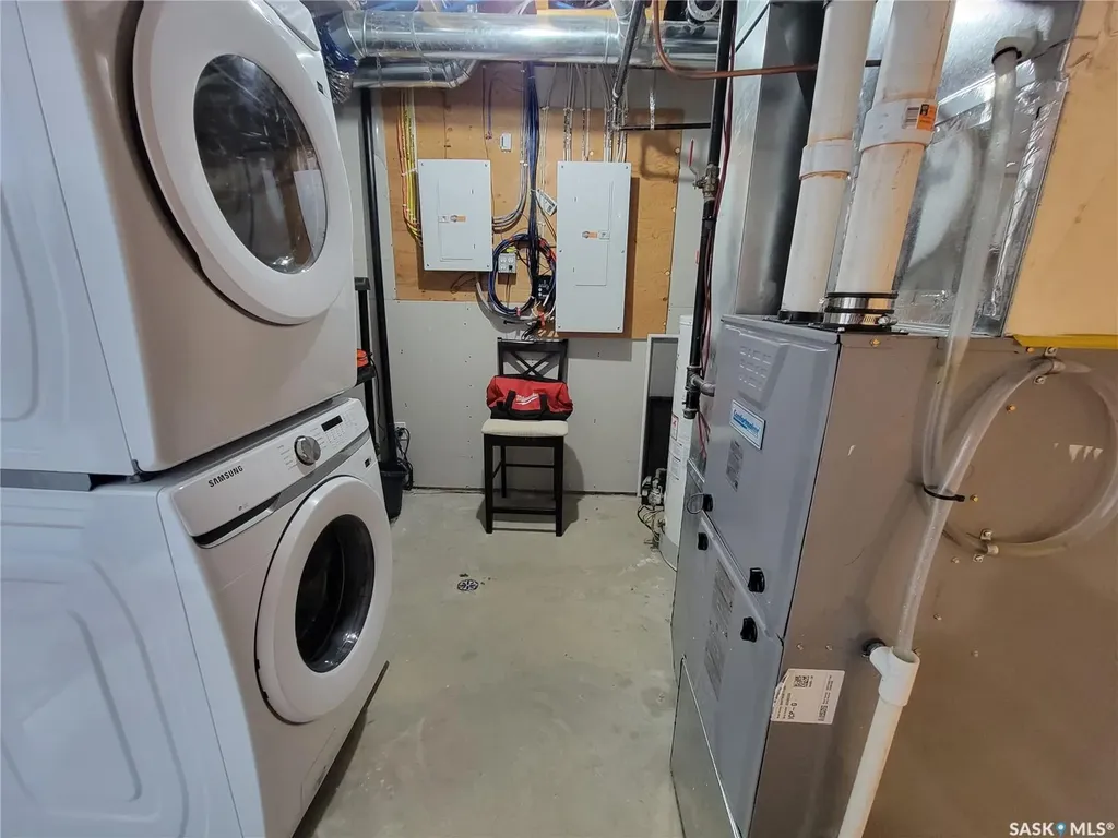 390 2nd Avenue Meota SK S0M 1X0