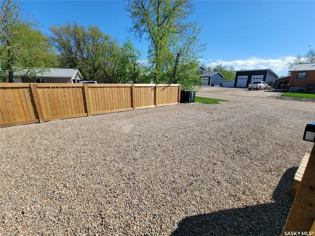 390 2nd Avenue Meota SK S0M 1X0