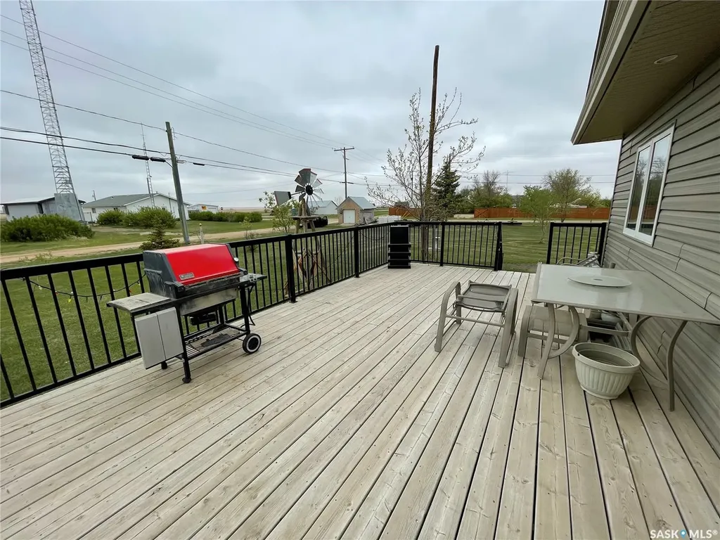 91 1st Street E Coteau Rm No. 255 SK S0L 0G0