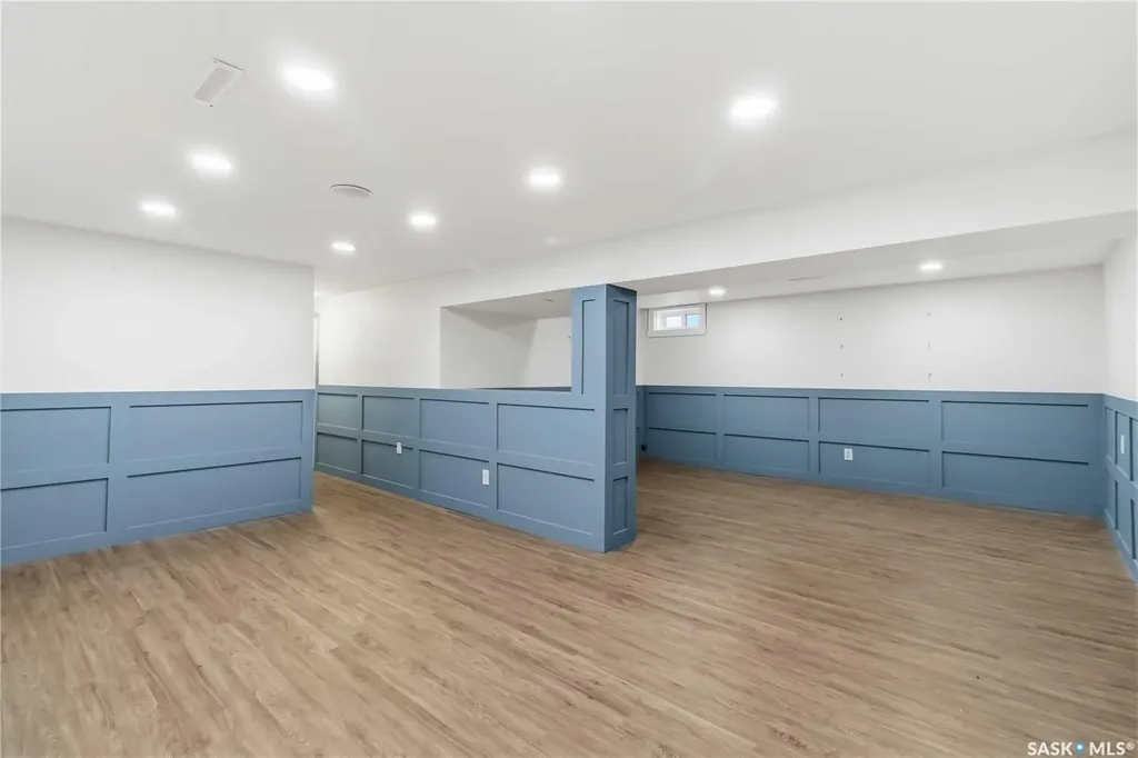 2809 Eastview Saskatoon SK S7J 3H7