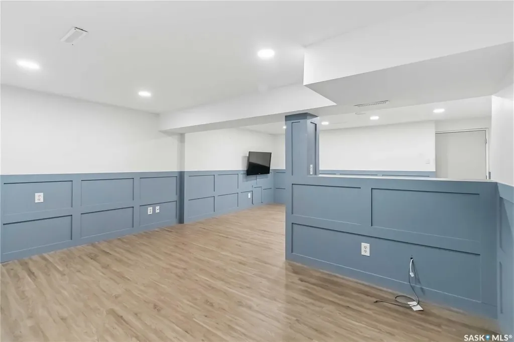 2809 Eastview Saskatoon SK S7J 3H7