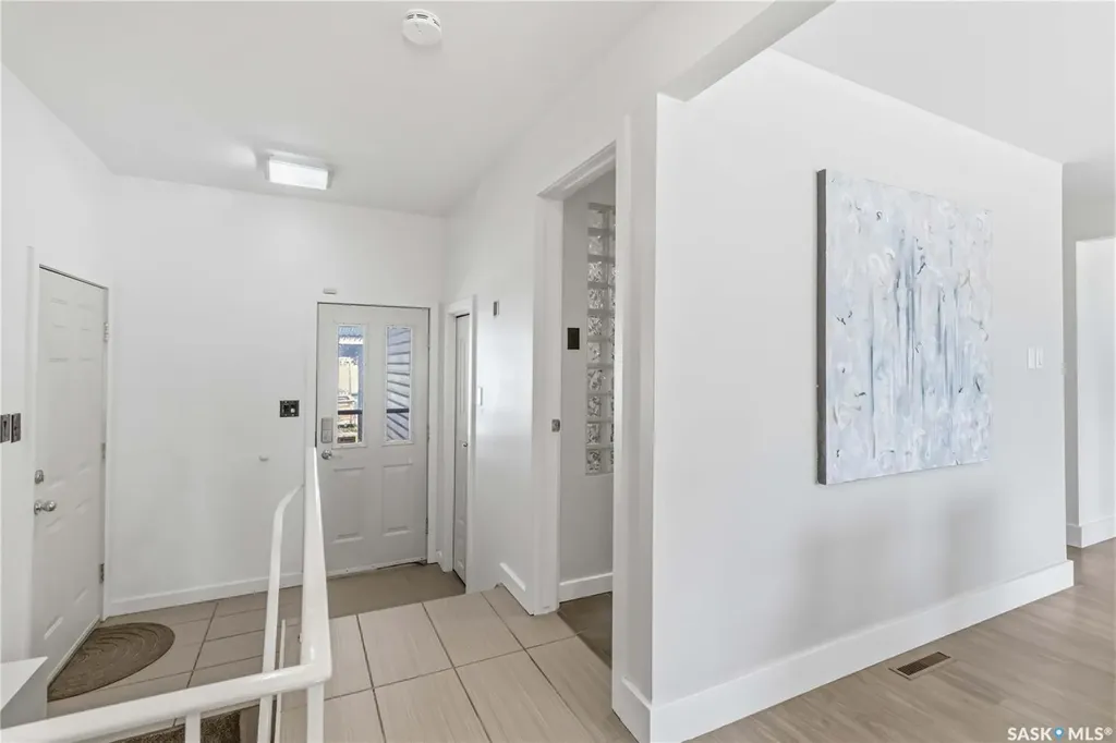 2809 Eastview Saskatoon SK S7J 3H7
