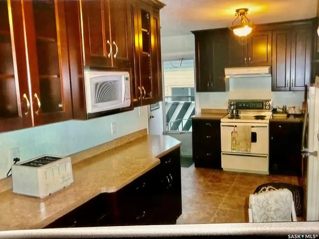 208 12th Street Humboldt SK S0K 2A0