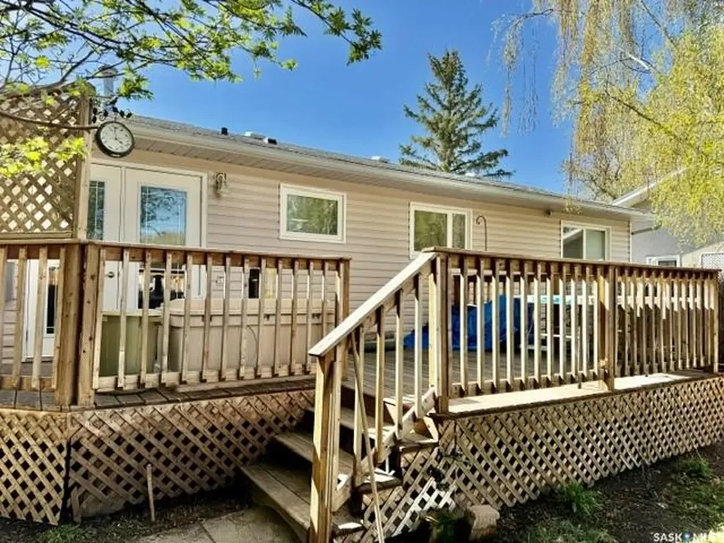 208 12th Street Humboldt SK S0K 2A0