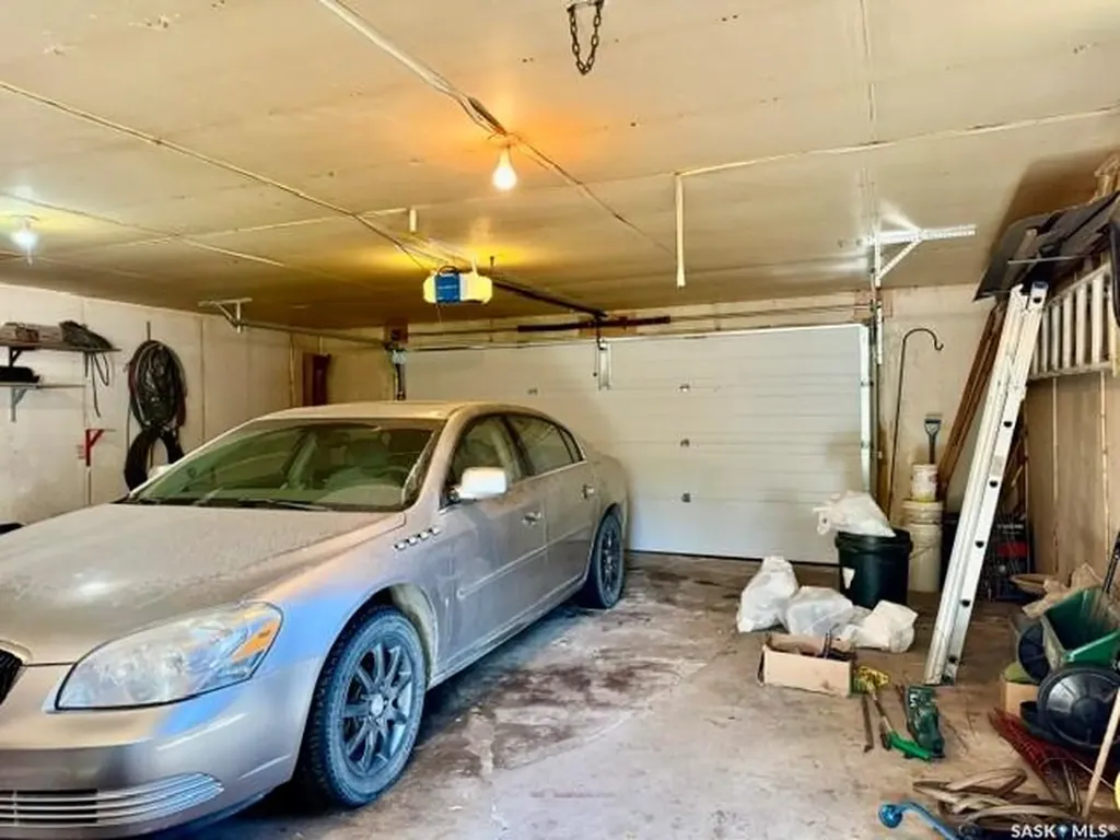 208 12th Street Humboldt SK S0K 2A0