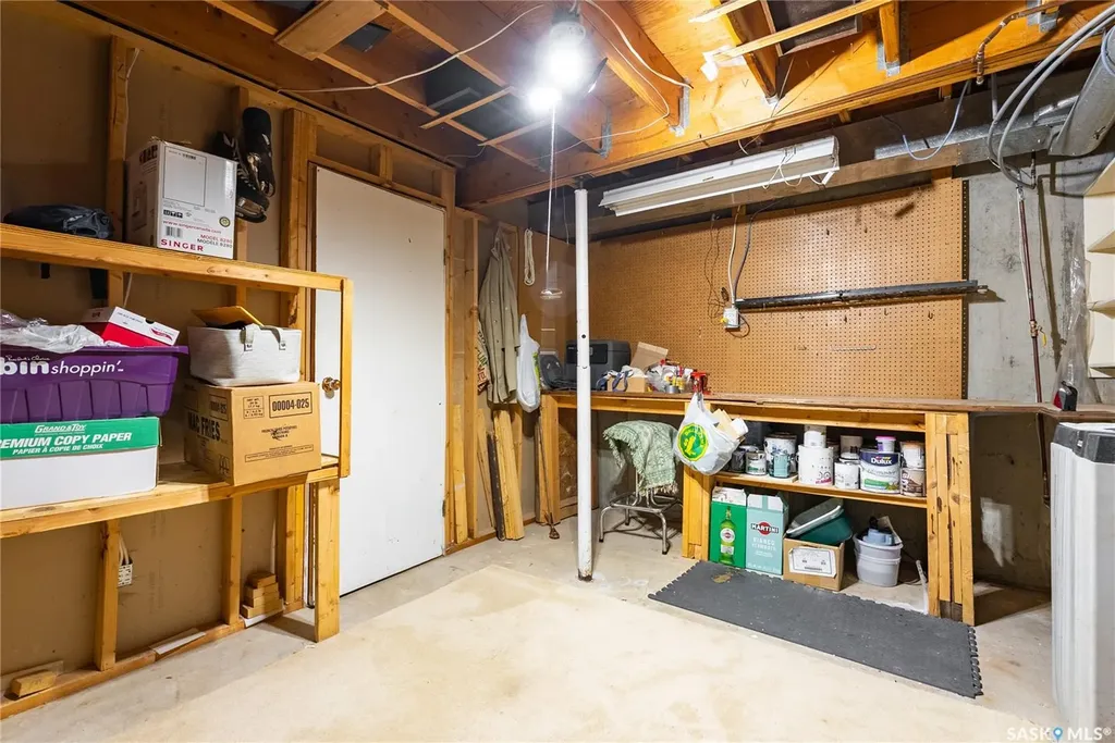 231 Benesh Crescent Saskatoon SK S7K 6L5