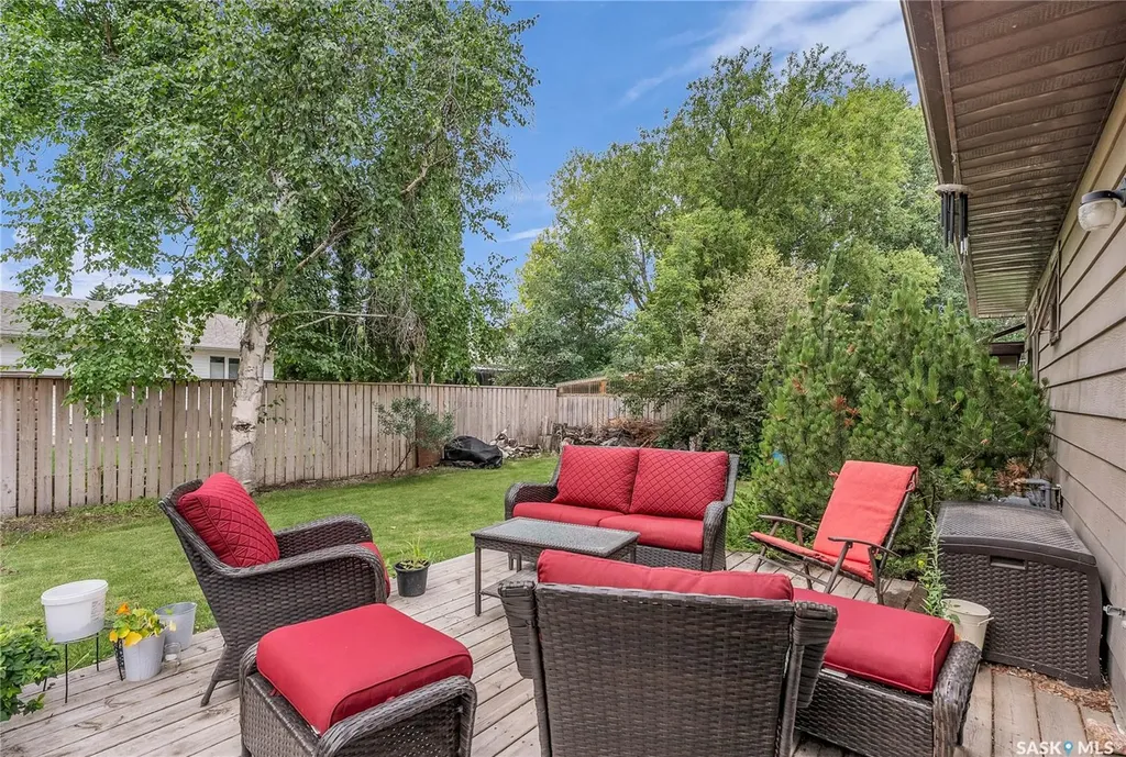 231 Benesh Crescent Saskatoon SK S7K 6L5