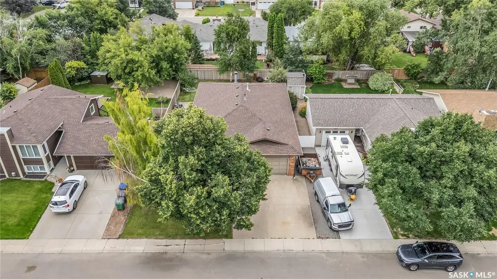231 Benesh Crescent Saskatoon SK S7K 6L5