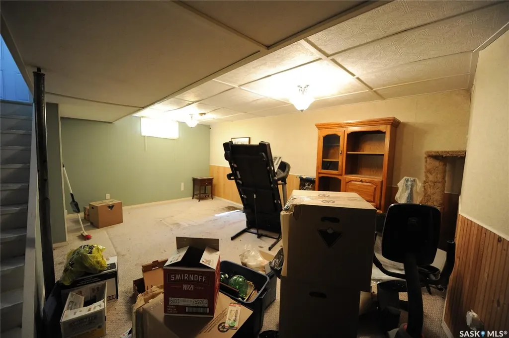 571 Pendygrasse Road Saskatoon SK S7M 5P6