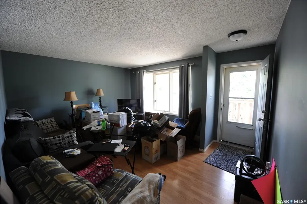 571 Pendygrasse Road Saskatoon SK S7M 5P6