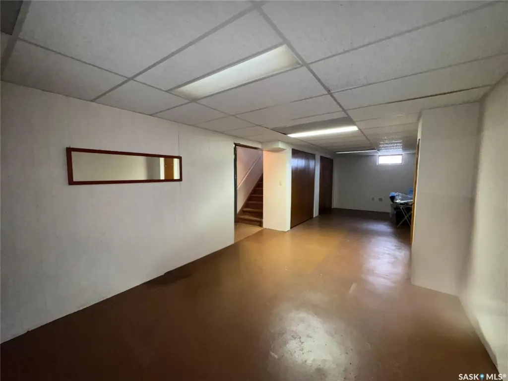 423 7th Avenue W Biggar SK S0K 0M0