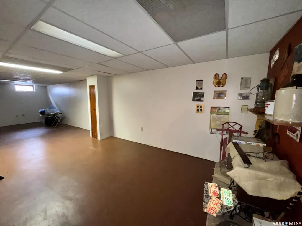 423 7th Avenue W Biggar SK S0K 0M0