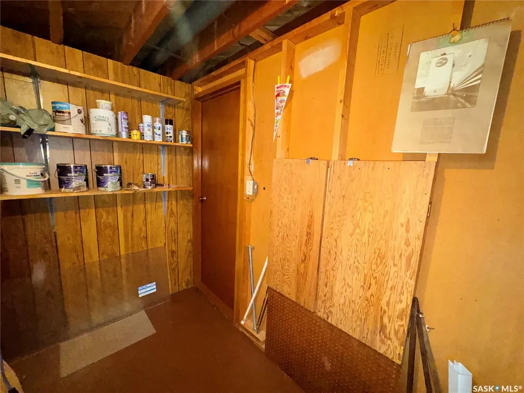423 7th Avenue W Biggar SK S0K 0M0