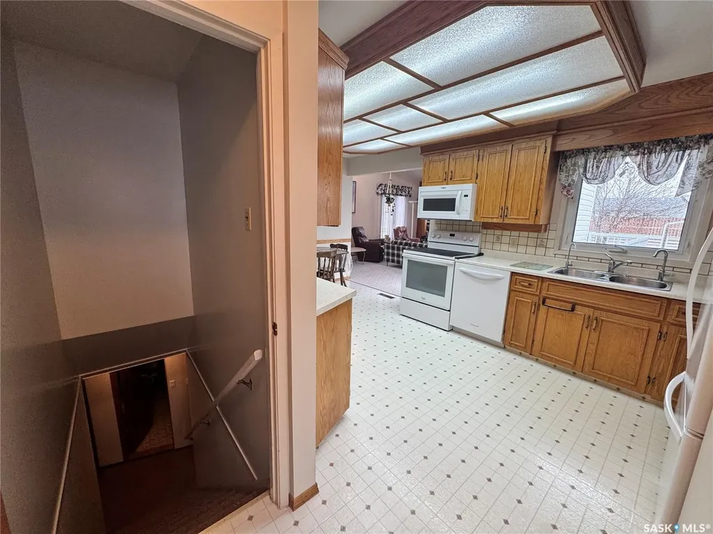 423 7th Avenue W Biggar SK S0K 0M0