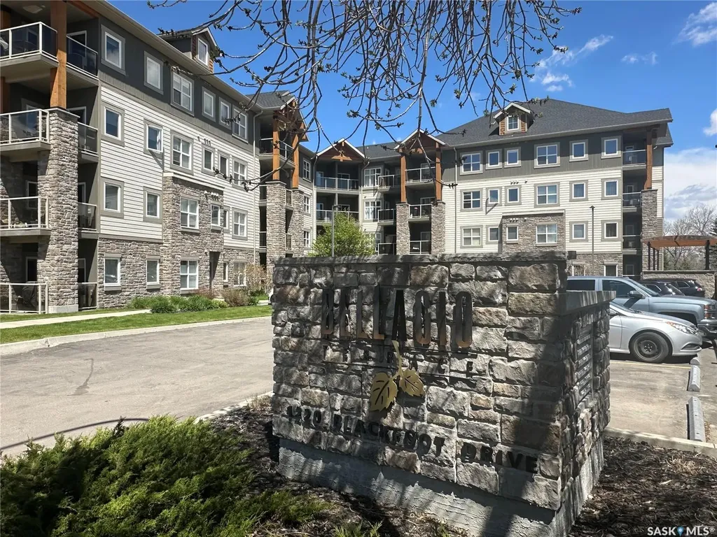 1220 Blackfoot Drive Regina SK S4S 6T2