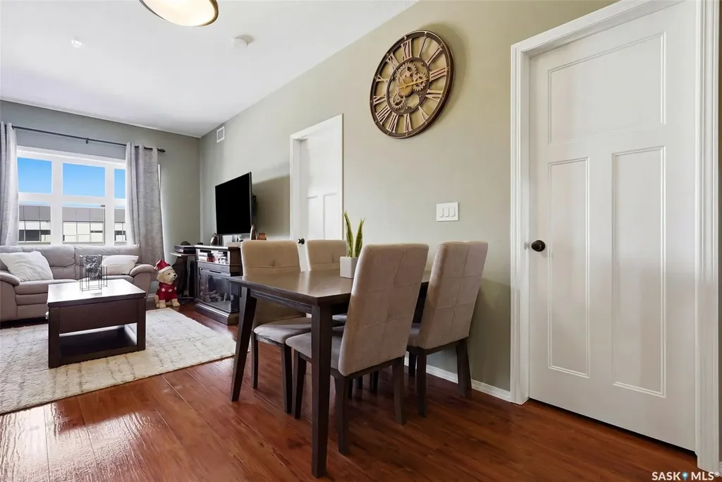 1220 Blackfoot Drive Regina SK S4S 6T2