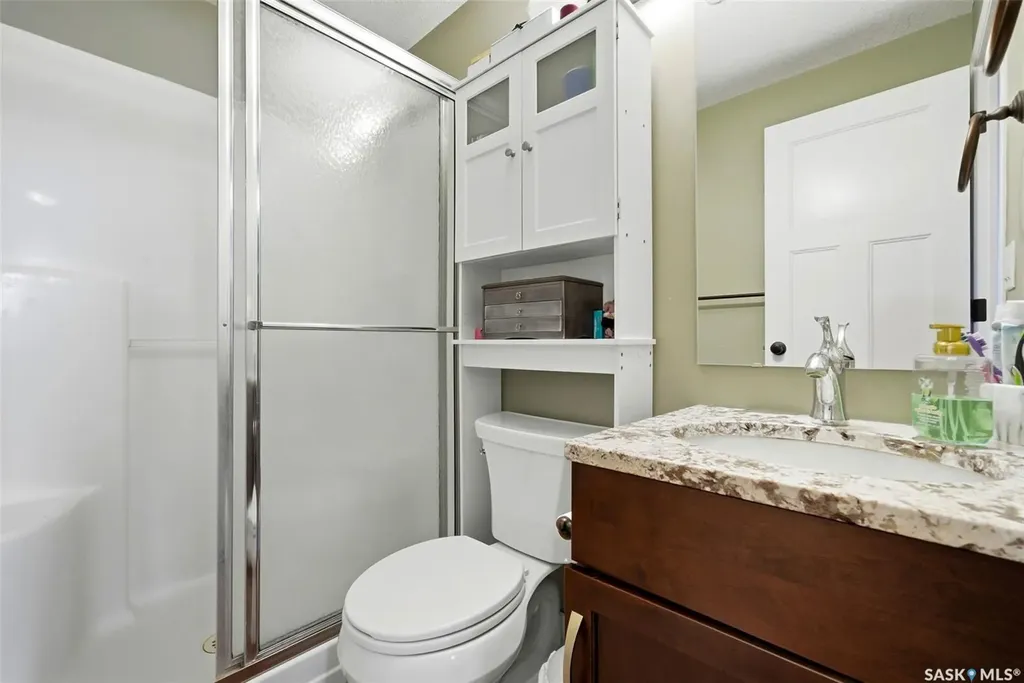 1220 Blackfoot Drive Regina SK S4S 6T2