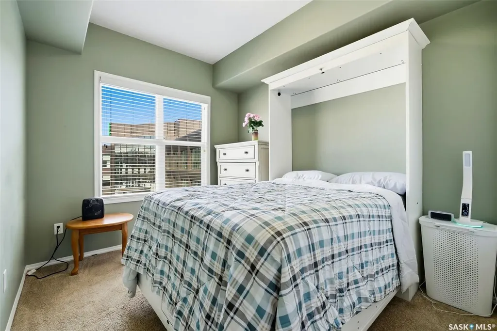 1220 Blackfoot Drive Regina SK S4S 6T2