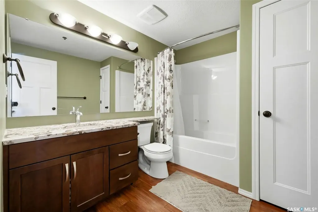 1220 Blackfoot Drive Regina SK S4S 6T2
