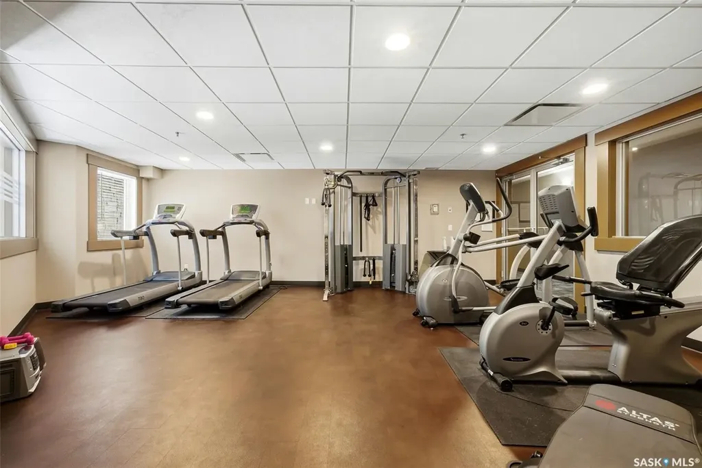 1220 Blackfoot Drive Regina SK S4S 6T2