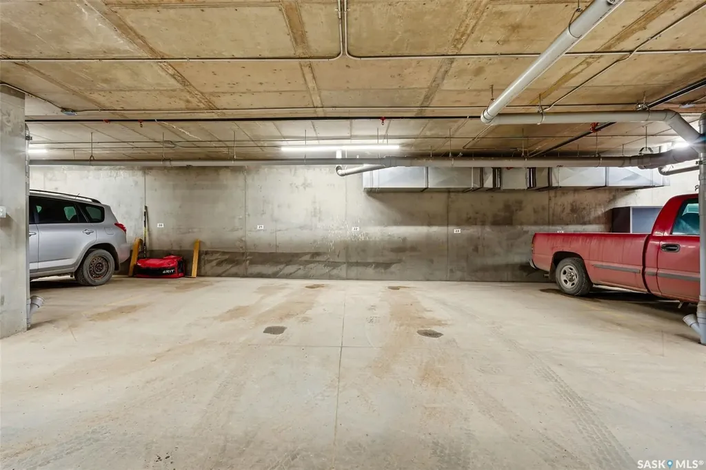 1220 Blackfoot Drive Regina SK S4S 6T2