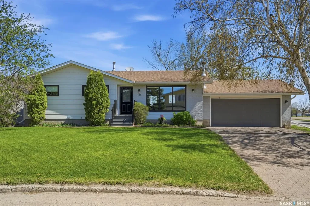 112 8th Avenue E Watrous SK S0K 4T0