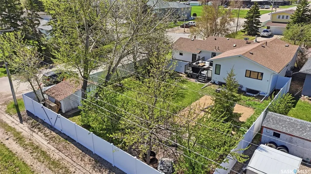 112 8th Avenue E Watrous SK S0K 4T0
