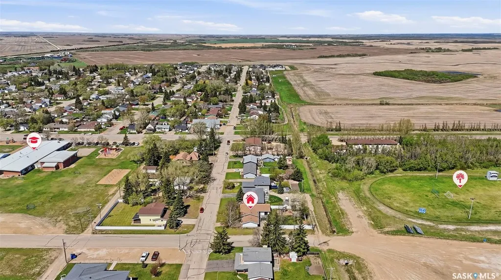 112 8th Avenue E Watrous SK S0K 4T0