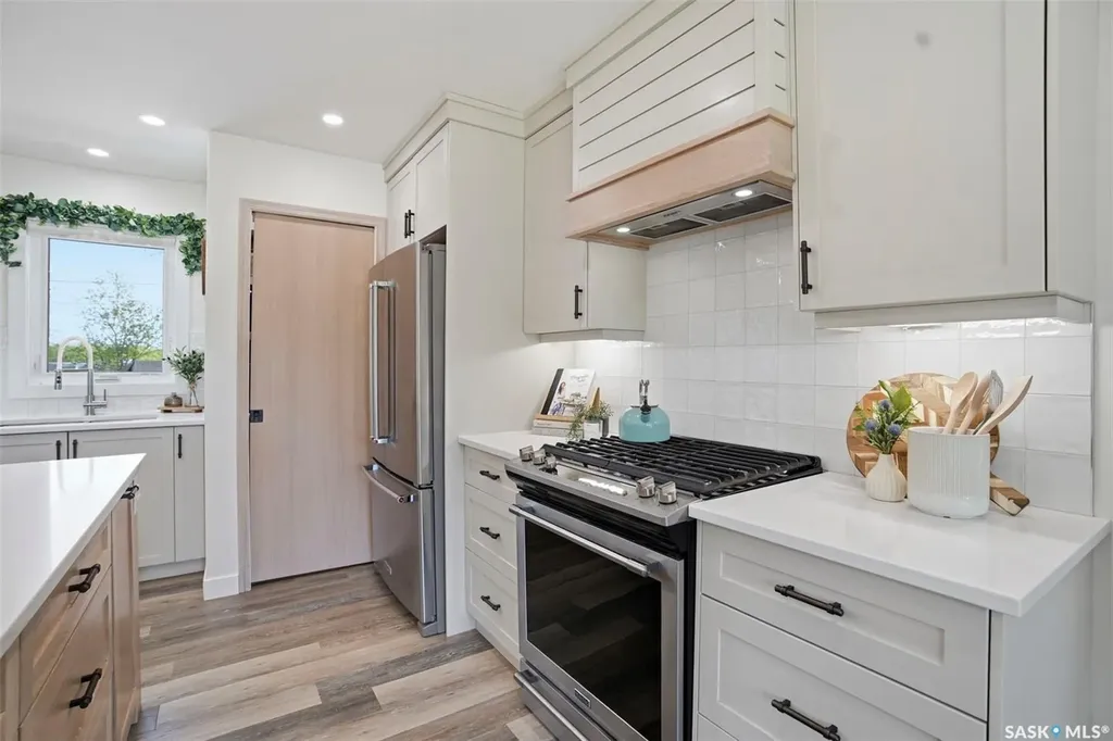 112 8th Avenue E Watrous SK S0K 4T0