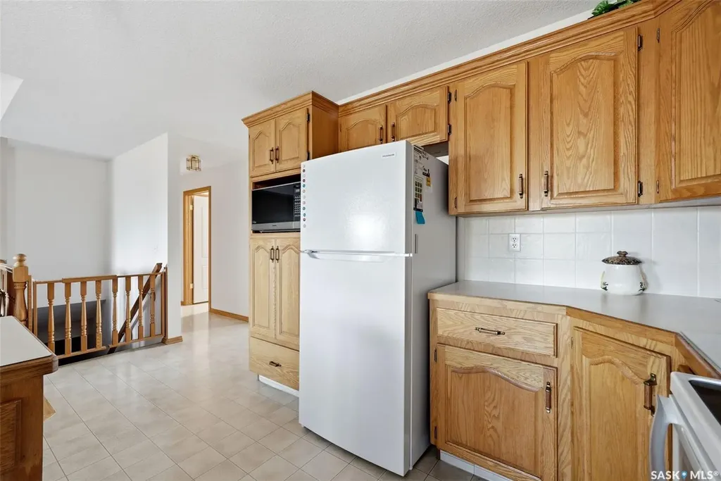 2927 Wimbledon Drive Regina SK S4V 2Y2