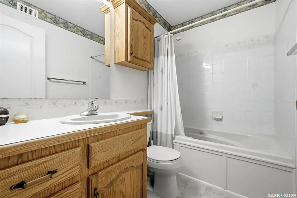 2927 Wimbledon Drive Regina SK S4V 2Y2