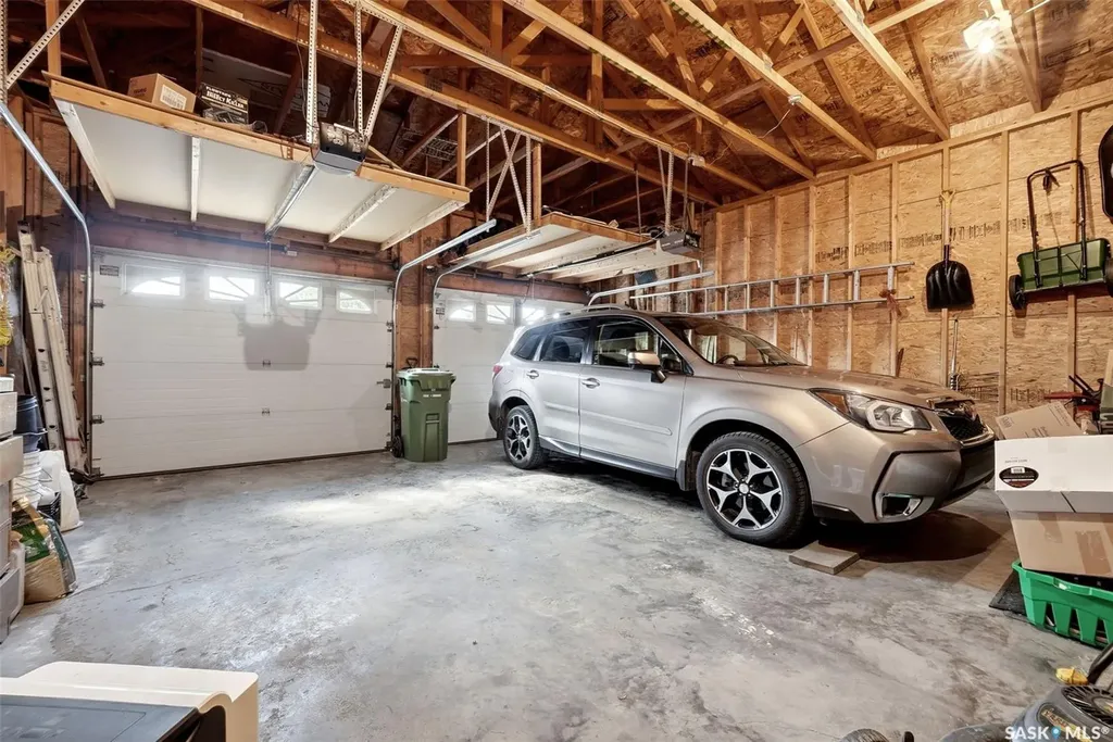 2927 Wimbledon Drive Regina SK S4V 2Y2