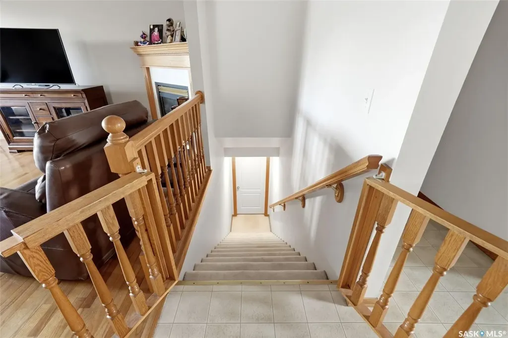 2927 Wimbledon Drive Regina SK S4V 2Y2