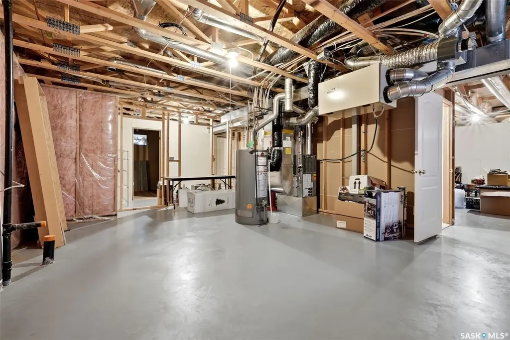 2927 Wimbledon Drive Regina SK S4V 2Y2