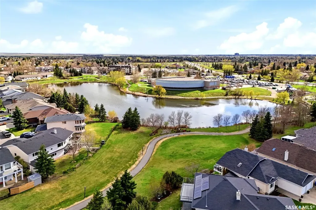 2927 Wimbledon Drive Regina SK S4V 2Y2