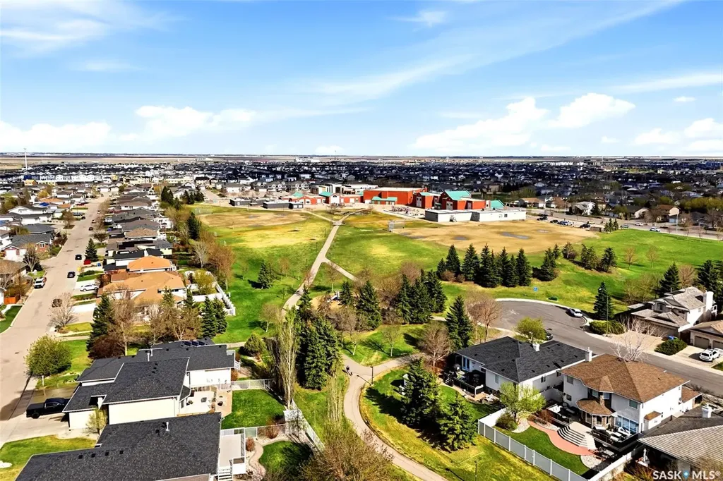 2927 Wimbledon Drive Regina SK S4V 2Y2