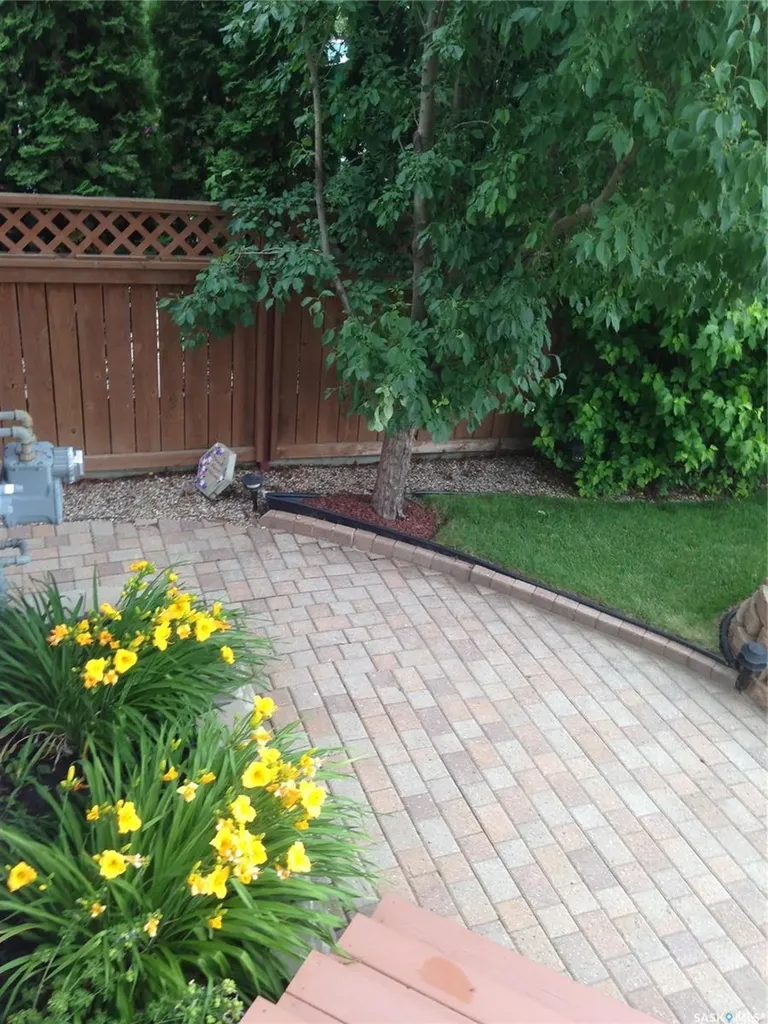 2927 Wimbledon Drive Regina SK S4V 2Y2