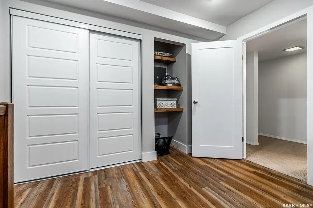 1925 Pembina Avenue Saskatoon SK S7K 1C4