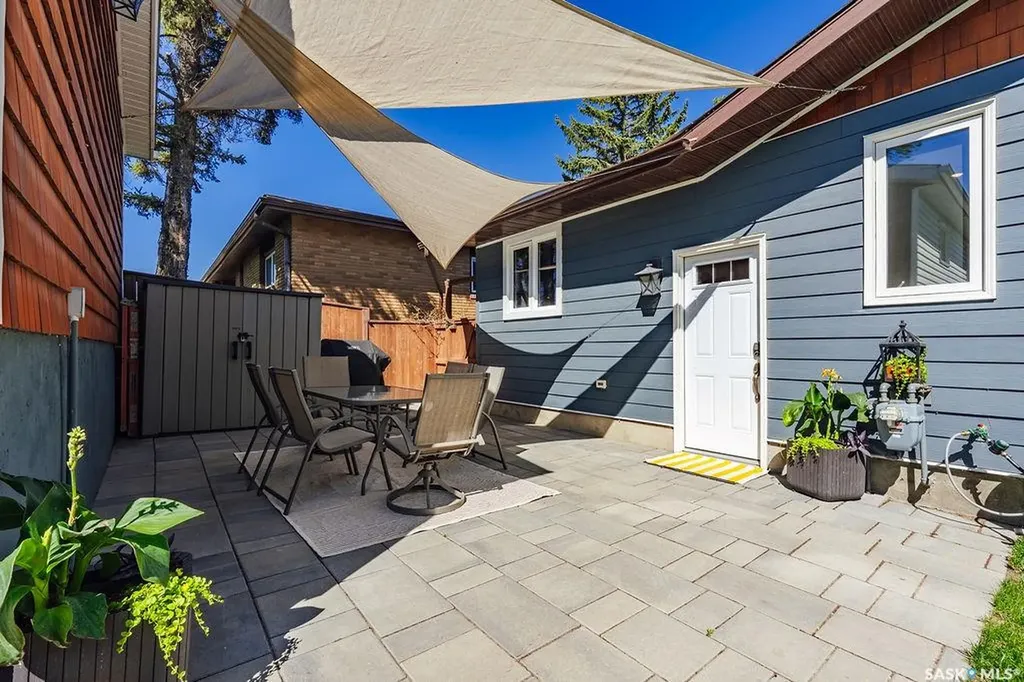 1925 Pembina Avenue Saskatoon SK S7K 1C4