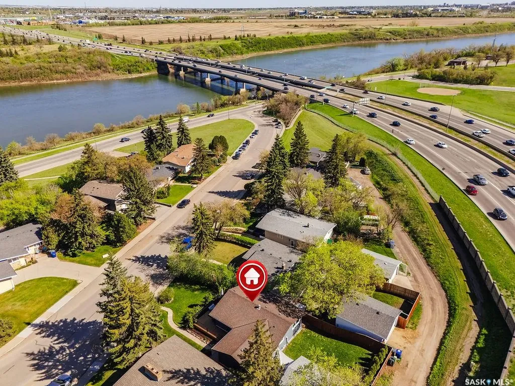 1925 Pembina Avenue Saskatoon SK S7K 1C4