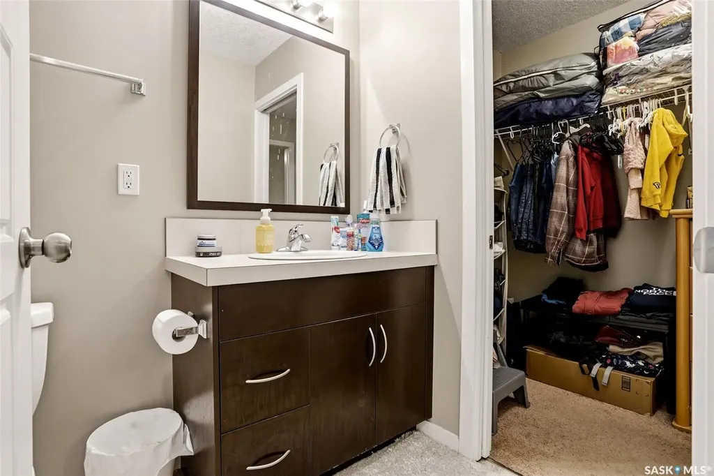 5238 Aerodrome Road Regina SK S4W 0H7
