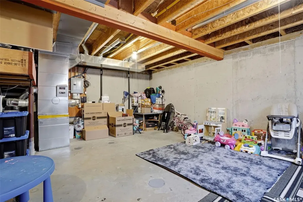 5238 Aerodrome Road Regina SK S4W 0H7