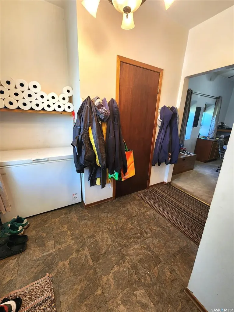 203 Belfast Street North Portal SK S0C 1W0