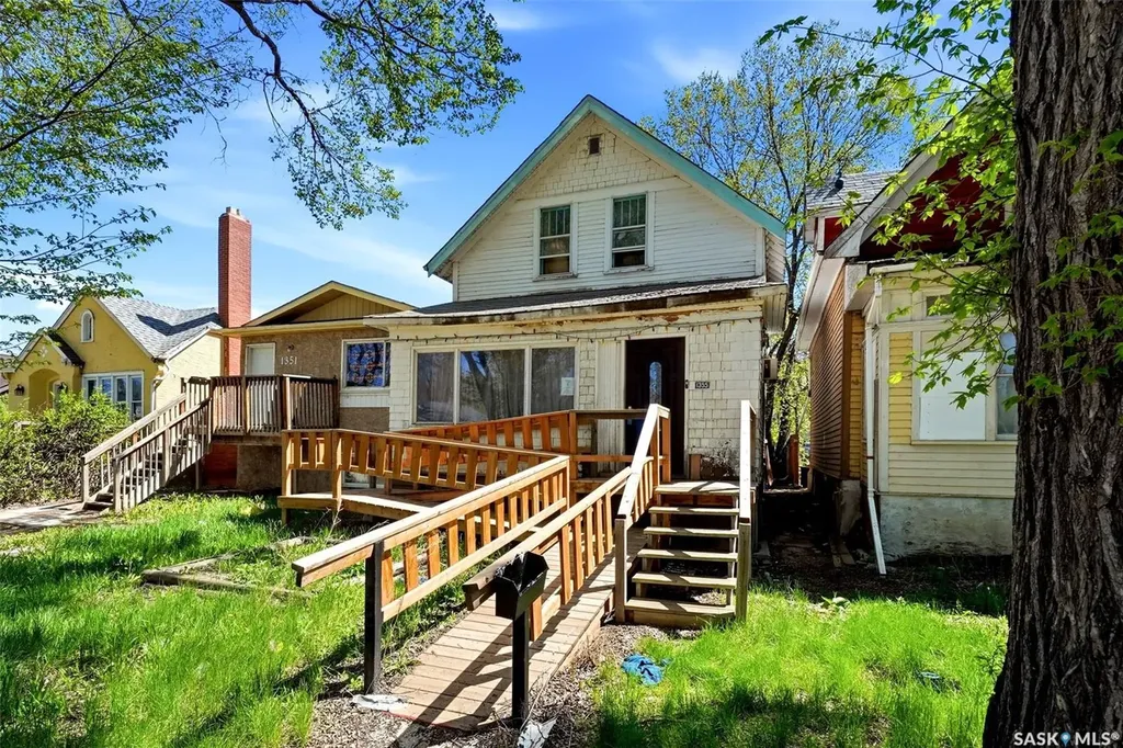 1355 Retallack Street Regina SK S4T 2J1