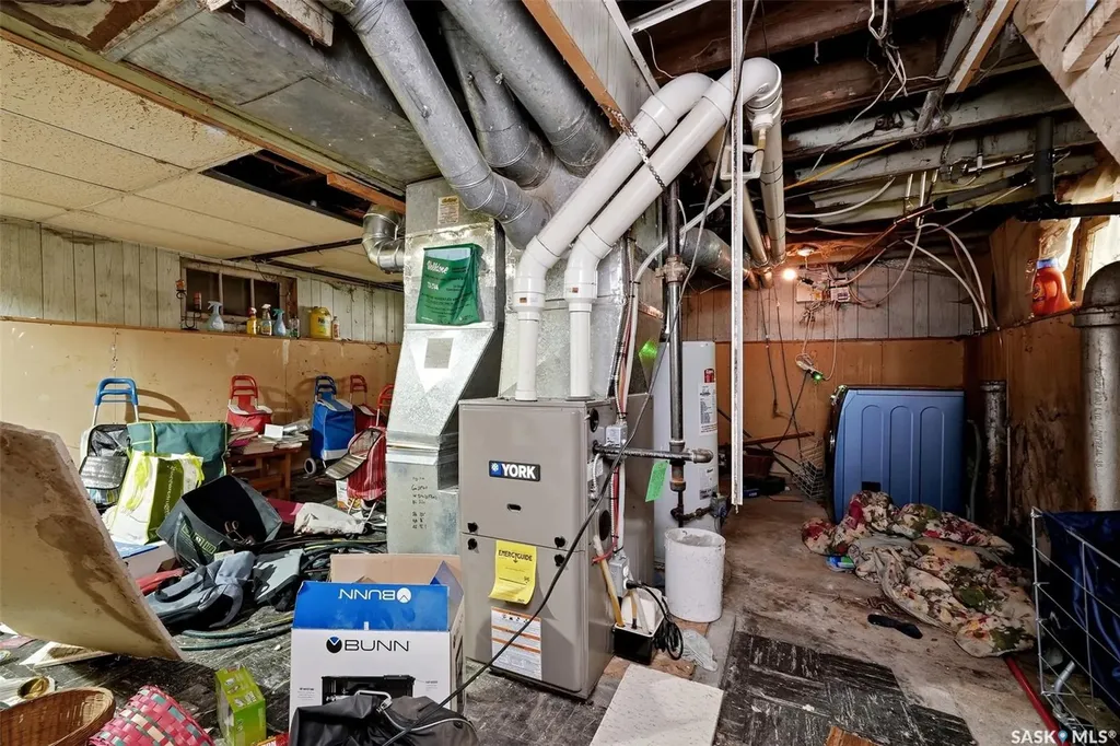 1355 Retallack Street Regina SK S4T 2J1