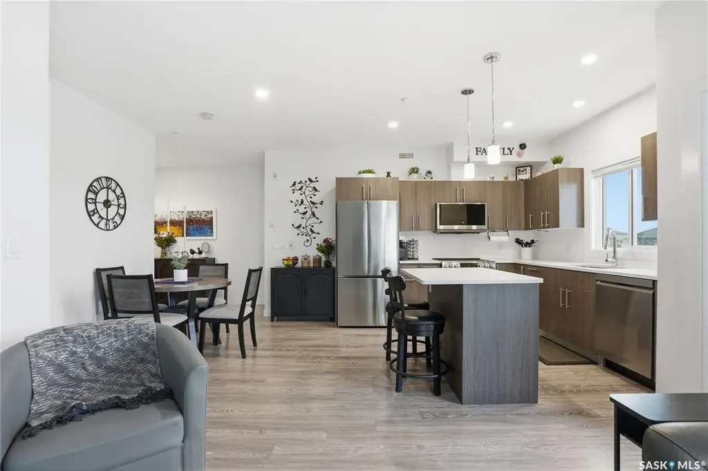 142 Pawlychenko Lane Saskatoon SK S7V 0N7