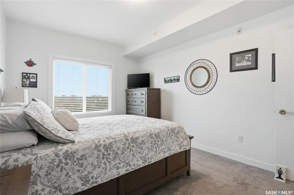 142 Pawlychenko Lane Saskatoon SK S7V 0N7