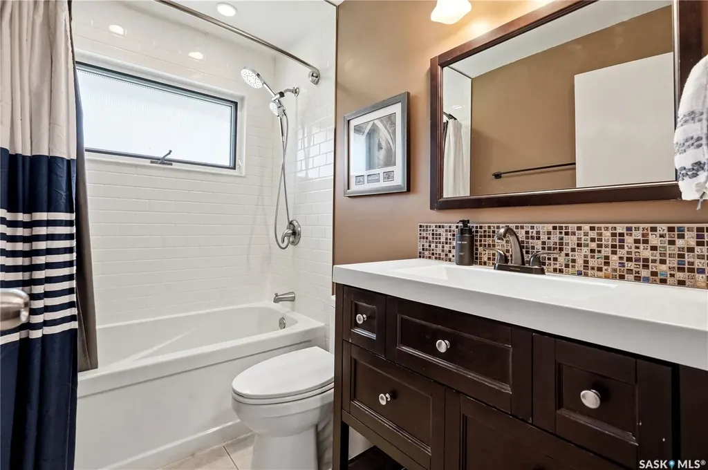 1120 Broadway Avenue E Regina SK S4N 1A8